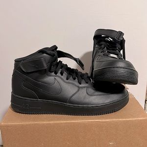 Nike air Black high tops